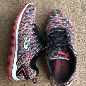 Stretchers memory foam shoes! EUC